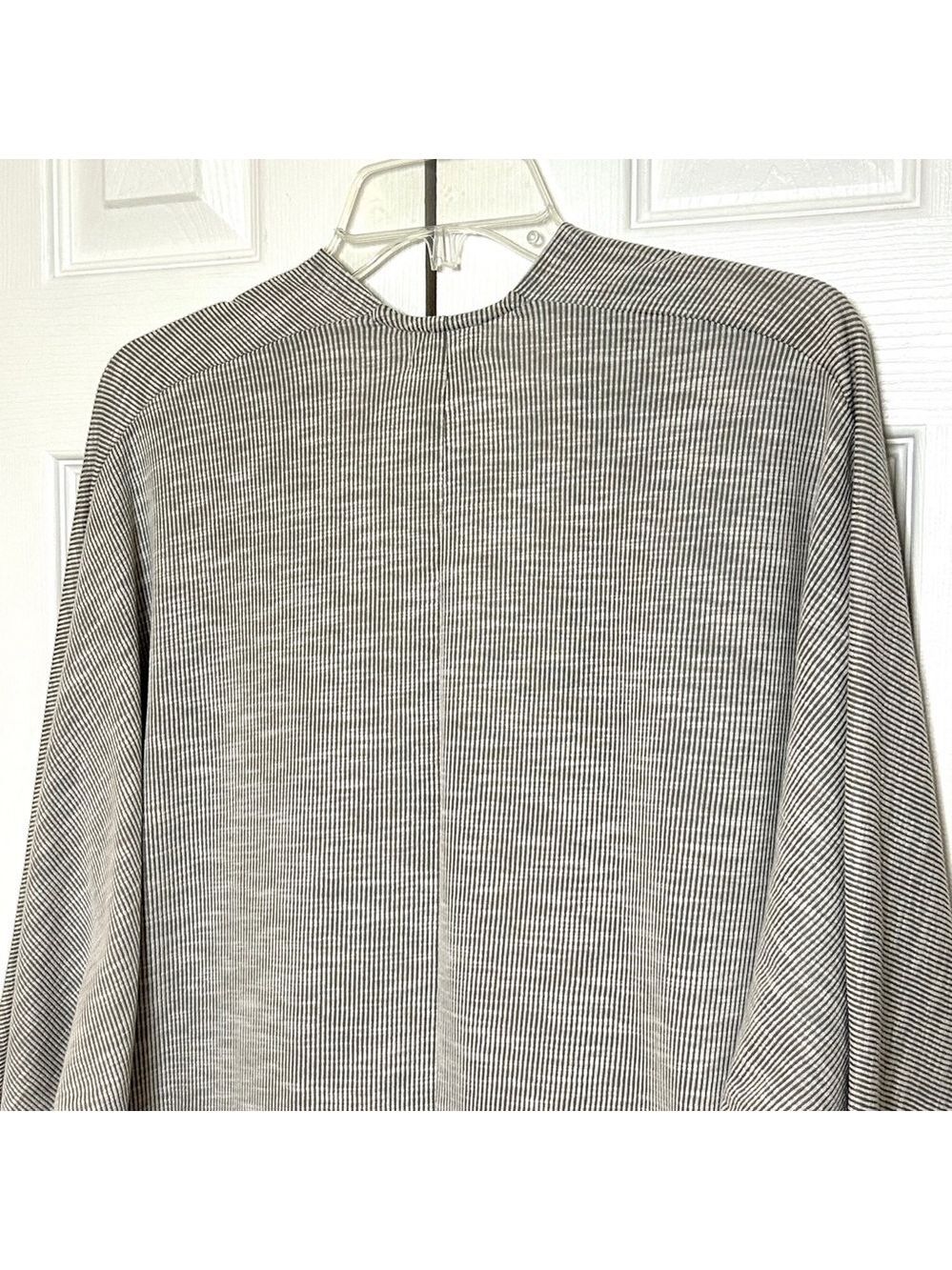 Donni Anthropologie Plus Size Grey White Cardigan - Picture 11 of 14